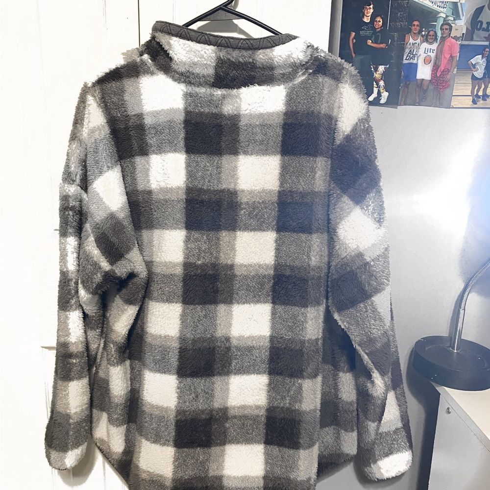 pullover💋💋 - Picture 3 of 3